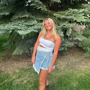 Meet your Posher, Julia